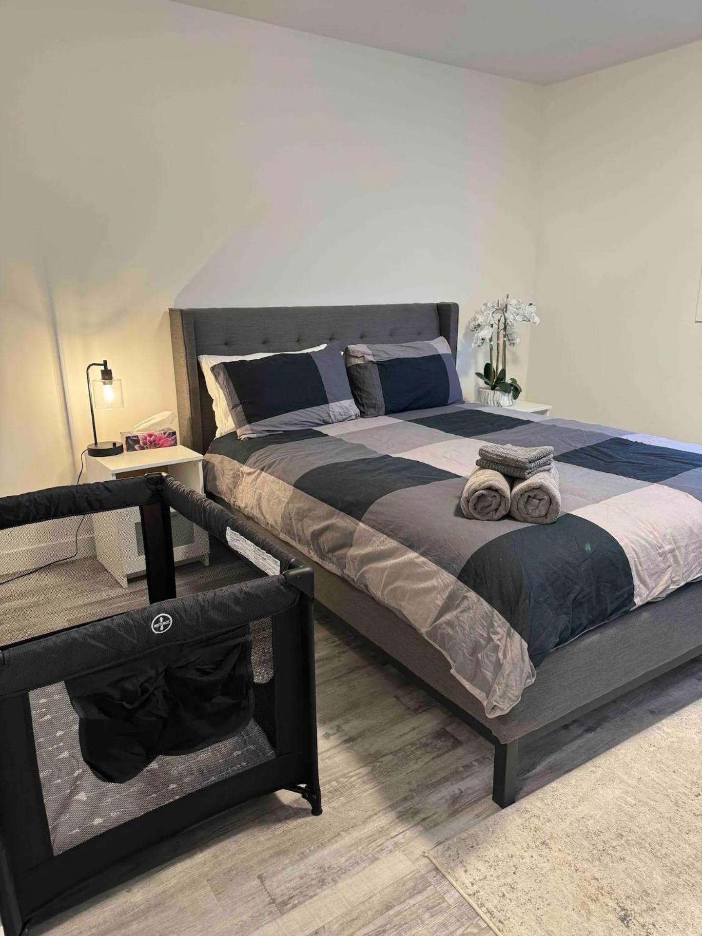 Walking Distance To St Boniface, Easy Parking Villa Winnipeg Kültér fotó